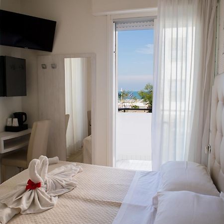 Hotel Abc Riccione Exterior photo