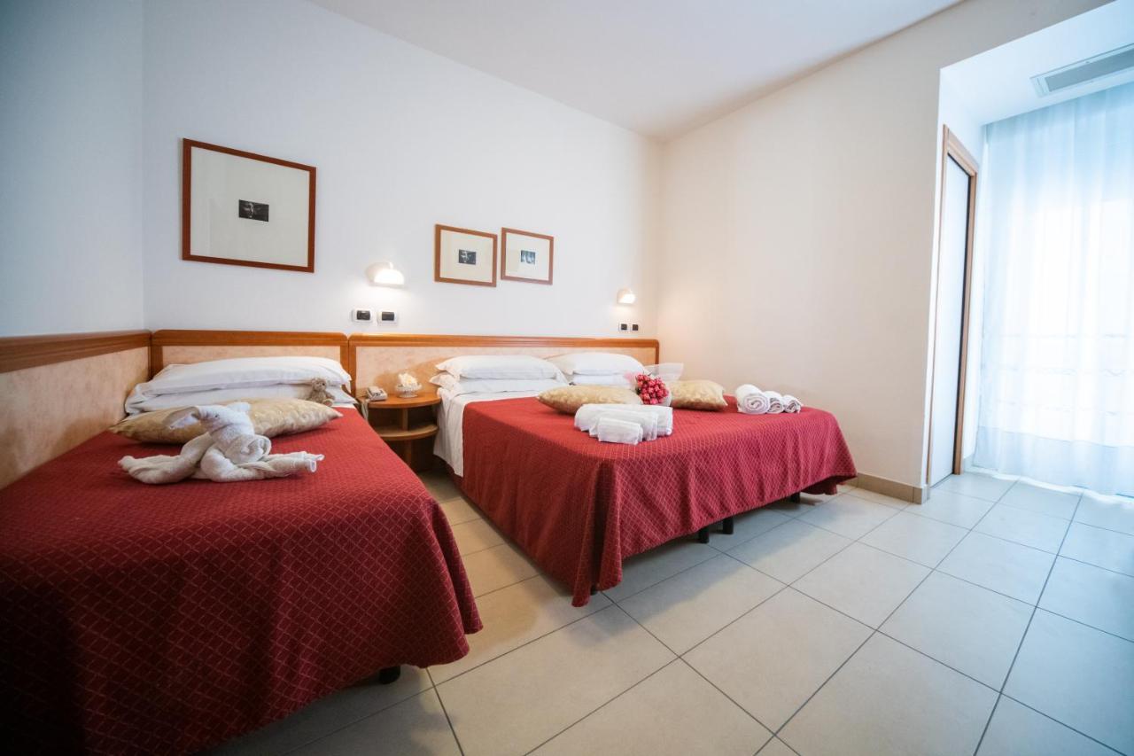 Hotel Abc Riccione Exterior photo